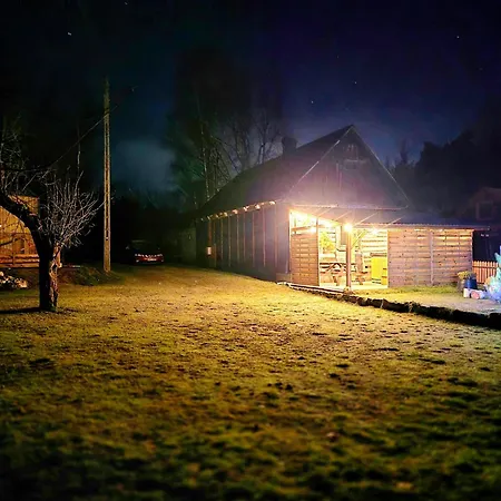 Dom wakacyjny Jurajska Sielanka - Nad Rzeczką Pradla